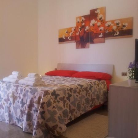 Bed and Breakfast Fl Il Danubio à Bergame Chambre photo